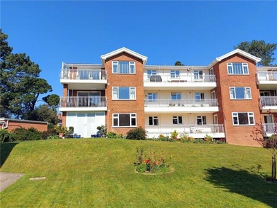 3 Bedroom Apartment For Sale In Poole