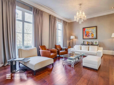 3 Bedroom Apartment For Sale In St James's