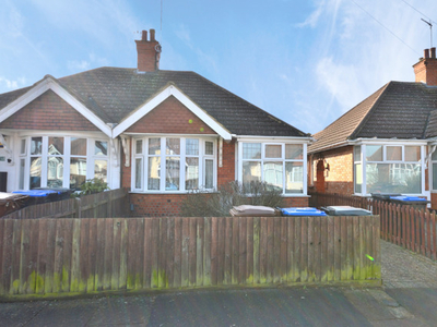 3 Bedroom Bungalow For Sale In Spinney Hill , Northampton