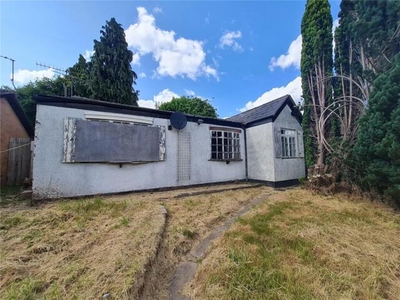 3 Bedroom Bungalow For Sale In Titton, Stourport-on-severn