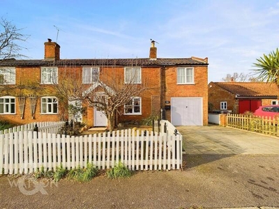 3 Bedroom Cottage For Sale In Metfield
