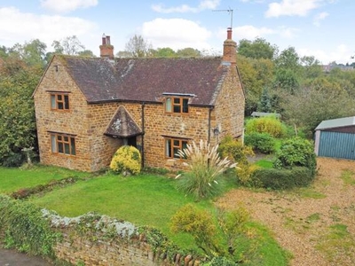 3 Bedroom Detached House For Sale In Byfield, Northamptonshire