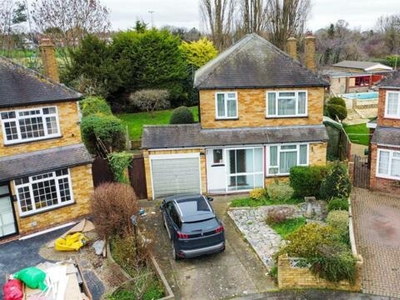 3 Bedroom Detached House For Sale In Hayes End