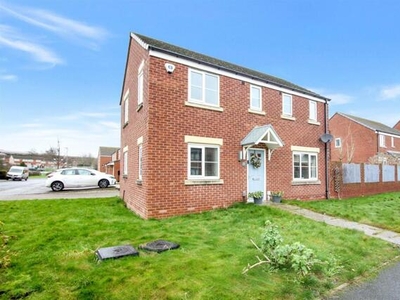 3 Bedroom Detached House For Sale In Whinmoor