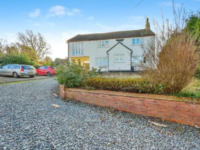 3 Bedroom End Of Terrace House For Sale In Swadlincote, Derbyshire