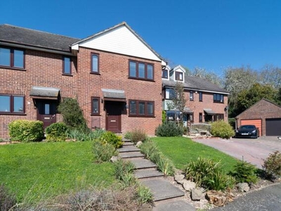 3 Bedroom End Of Terrace House For Sale In Upnor, Rochester