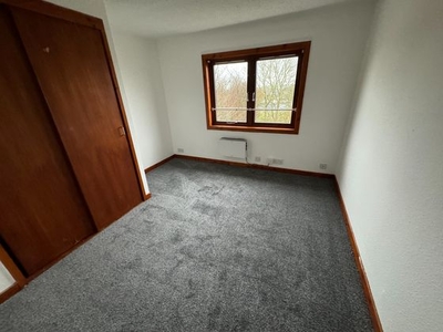 3 bedroom flat to rent Dundee, DD4 0NN