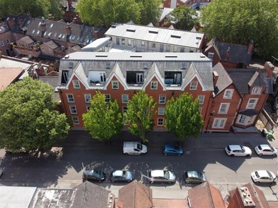 3 Bedroom Penthouse For Sale In The Park, Nottinghamshire