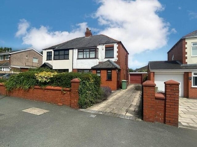 3 Bedroom Semi-detached House For Sale In Ashton-in-makerfield, Wigan