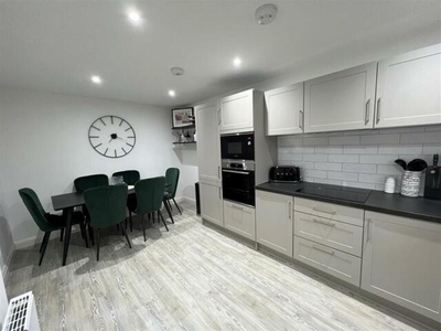 3 Bedroom Semi-detached House For Sale In Brierley