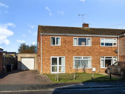 3 Bedroom Semi-detached House For Sale In Carterton, Oxfordshire
