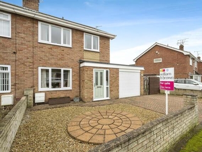 3 Bedroom Semi-detached House For Sale In Harworth