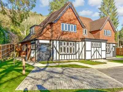 3 Bedroom Semi-detached House For Sale In Reigate Hill, Reigate