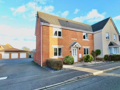 3 Bedroom Semi-detached House For Sale In Sugar Way