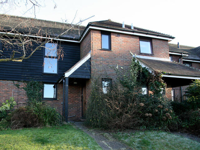 3 Bedroom Terraced House For Rent In Tenterden, Kent