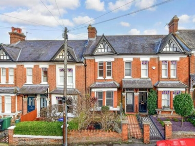 3 Bedroom Terraced House For Sale In Dorking