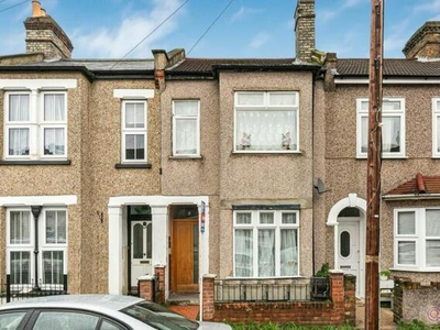 3 Bedroom Terraced House For Sale In Enfield, .