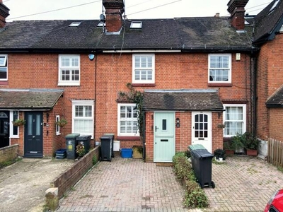 3 Bedroom Terraced House For Sale In Loughton, Essex
