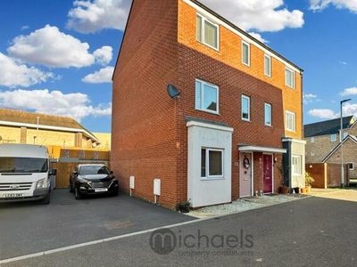 3 Bedroom Town House For Sale In Stanway, Colchester