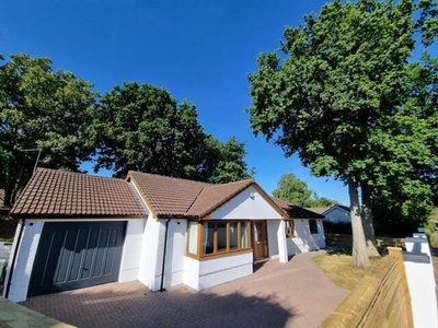 4 Bedroom Bungalow For Rent In Failand, Bristol
