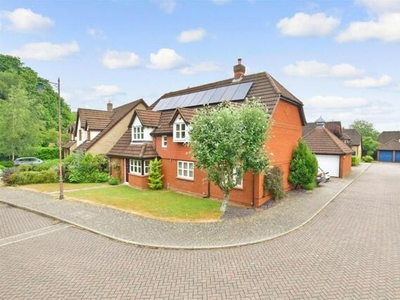 4 Bedroom Detached House For Sale In Kings Hill, West Malling