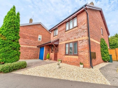 4 Bedroom Detached House For Sale In Marshfield