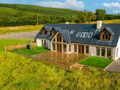 4 Bedroom Detached House For Sale In Strathpeffer, Ross-shire