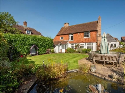 4 Bedroom Detached House For Sale In Tadworth, Surrey