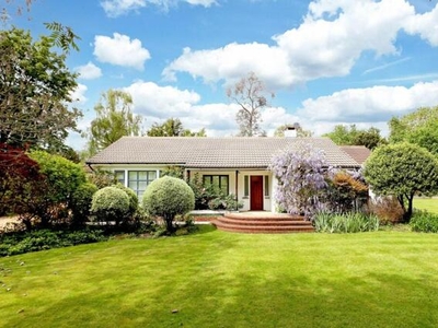 4 Bedroom Detached House For Sale In Taplow, Maidenhead