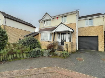 4 Bedroom Detached House For Sale In Wibsey, Bradford