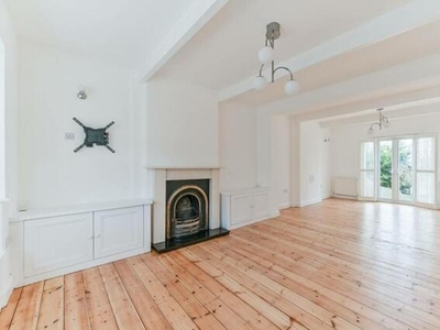 4 Bedroom House For Sale In Upper Norwood, London