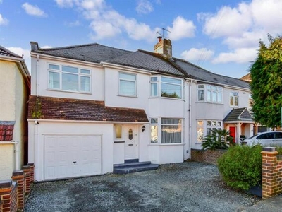 4 Bedroom Semi-detached House For Sale In Bexleyheath