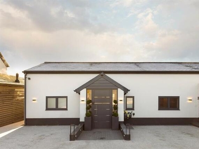 4 Bedroom Semi-detached House For Sale In Kearby