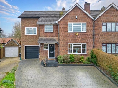 4 Bedroom Semi-detached House For Sale In Roydon