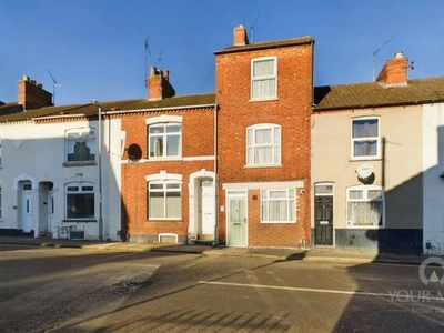 4 Bedroom Terraced House For Sale In Poets Corner, Northampton