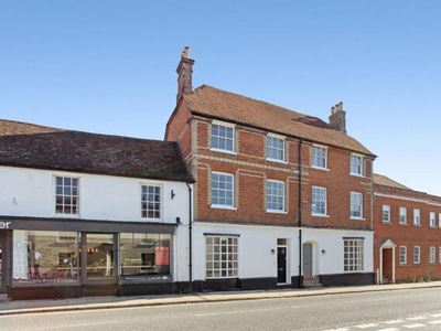 4 Bedroom Town House For Sale In Odiham, Hook