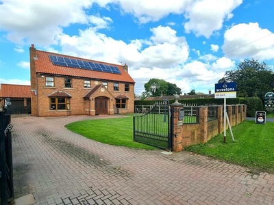 5 Bedroom Detached House For Sale In Moss, Doncaster