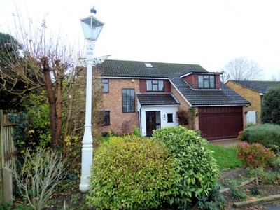 5 Bedroom Detached House For Sale In Upminster, London