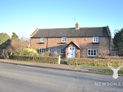 5 Bedroom Farm House For Sale In North Wootton, King's Lynn