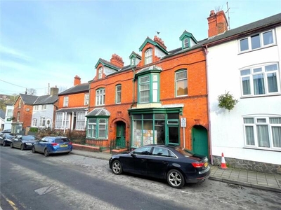 5 Bedroom Semi-detached House For Sale In Llanfair Caereinion, Welshpool