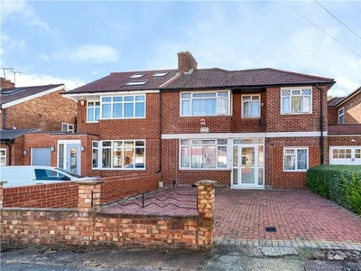 5 Bedroom Semi-detached House For Sale In Stanmore