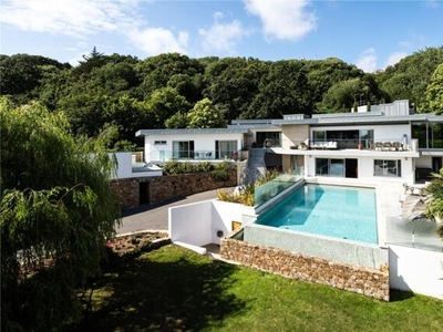 6 Bedroom Detached House For Sale In St. Brelade, Jersey