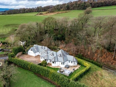 7 Bedroom Detached House For Sale In Read