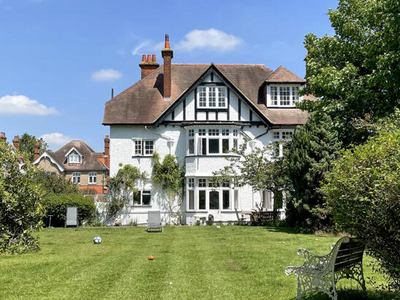 7 Bedroom Detached House For Sale In Surbiton