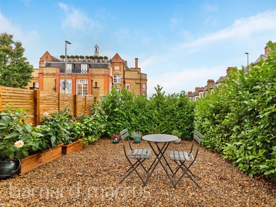 Latchmere Road, London - 2 bedroom apartment
