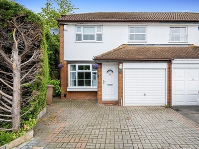 3 bedroom semi-detached house for sale in Whitehaven, Luton, LU3
