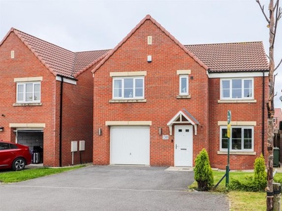 Detached house for sale in Potovens Close, Wakefield WF1