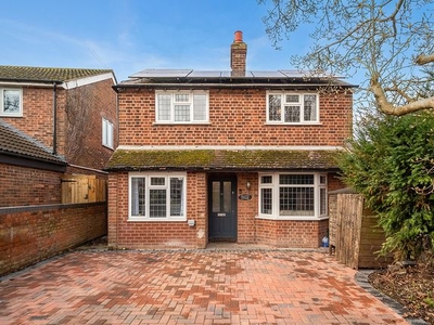 Detached house for sale in Wellesbourne Road Barford, Warwickshire CV35