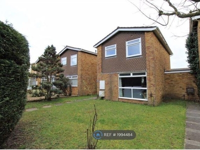 Detached house to rent in Birch Close, Patchway, Bristol BS34