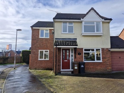 Detached house to rent in Oak Crescent, Willand, Cullompton EX15